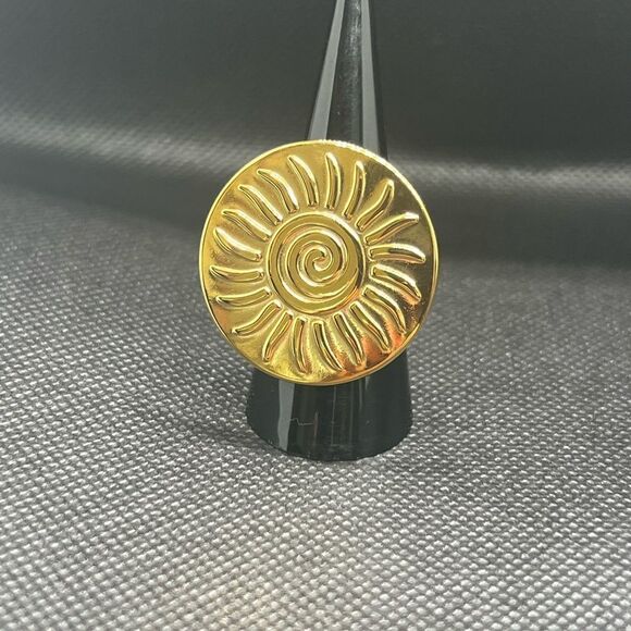 Anthropologie 18k gold plated adjustable Sun Ring-Bold and Beautiful - Picture 5 of 8